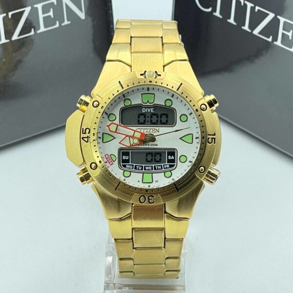 Relógio Citizen Aqualand dourado branco serie ouro 2023 p/ aço